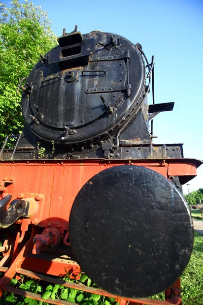 Locomotiva a vapor abandonada — Fotografia de Stock