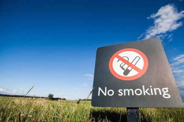 No hay señal de fumar — Foto de Stock