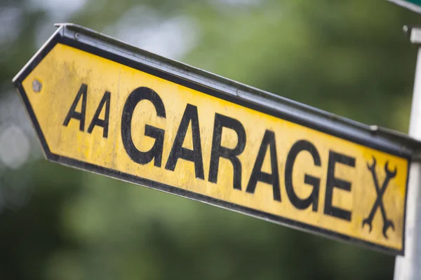 Sinal indicador de garagem — Fotografia de Stock