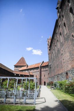 Gül Bahçesi Malbork Castle