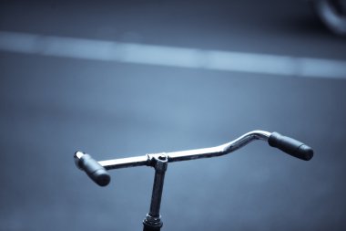 Park edilmiş Bisiklet gidon