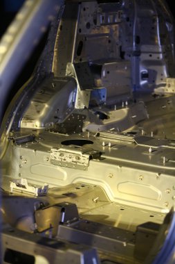 Metal otomobil gövde