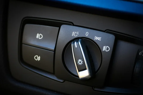 Bilen headlight switch — Stockfoto