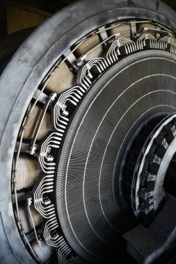 Bir elektrik motoru stator