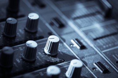 Ses karıştırıcı ayrıntıları