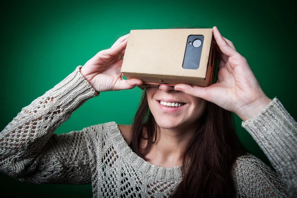 Lepenkové virtuální realita — Stock fotografie