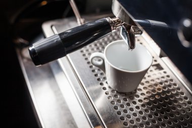 Espresso yapma makinesi