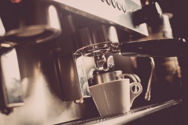 Espresso yapma makinesi