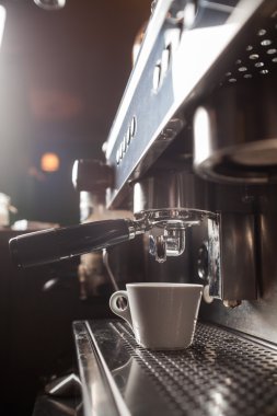 Espresso yapma makinesi