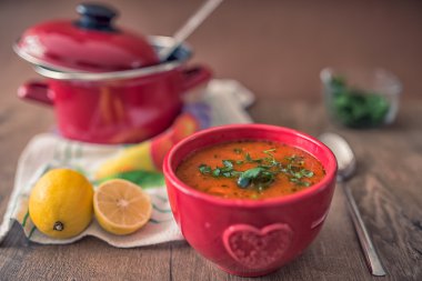 Lezzetli gurme domates çorbası