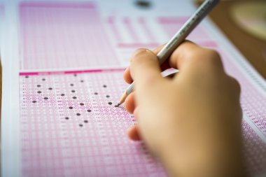 test kağıt ve kalem
