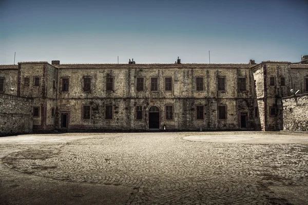 Antiguo edificio histórico — Foto de Stock