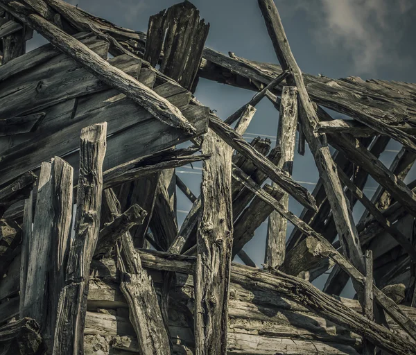 Hout ruïnes — Stockfoto