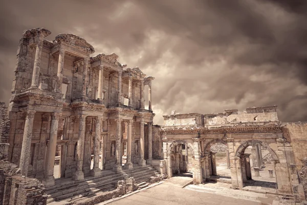 Celsus Bibliothek in Ephesus, Türkei — Stockfoto