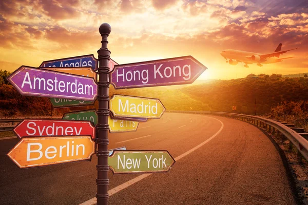 Signboard with directions to Countries — Stock Photo, Image