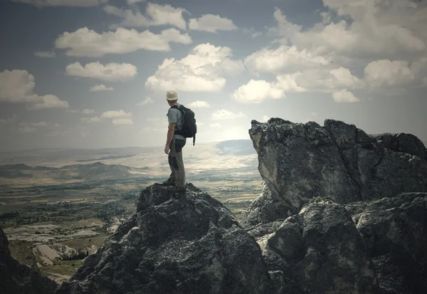 Man on the High Peak — Stock Photo, Image