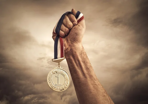 Concepto de liderazgo en el fondo nubes . — Foto de Stock