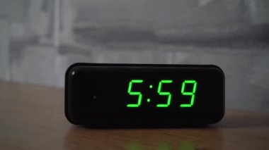 Sabahın 6 'sında çalar saat..