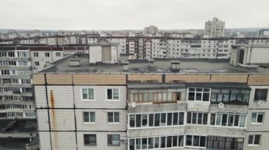 Yatay kamera hareketli çatıların görüntüleri