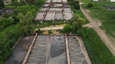 Tedavi tesisleri bölgesinde insansız hava aracı hareketi