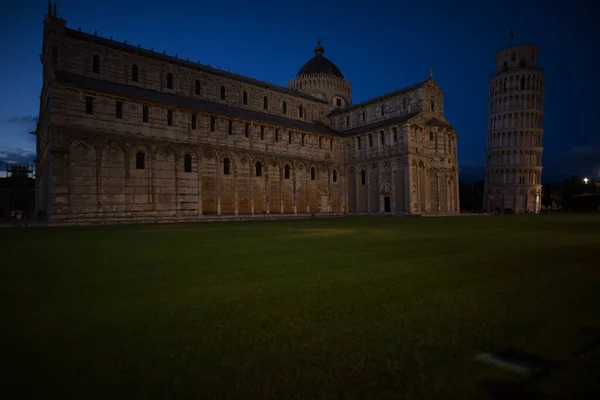 Leaning Tower Pisa Basilica Cathedral Piazza Dei Miracoli Italy — Stok fotoğraf