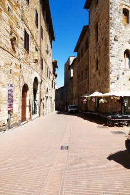 İtalya 'da ünlü bir yerin panoramik manzarası. San Gimignano Toskana 'da bir ortaçağ köyüdür..