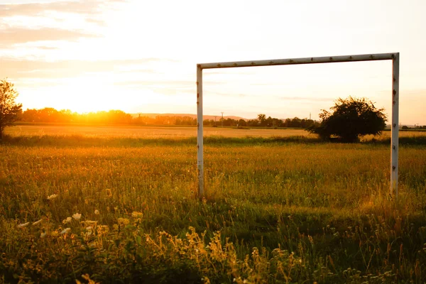 Günbatımı kapıda futbol