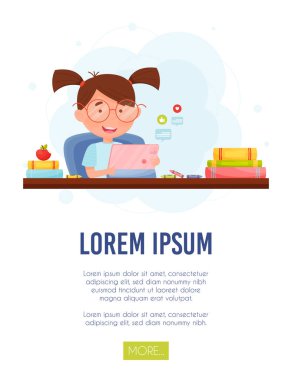 Tabletli küçük bir kız iş yerinde arkadaşlarıyla sohbet ediyor. vektör Resimleri.