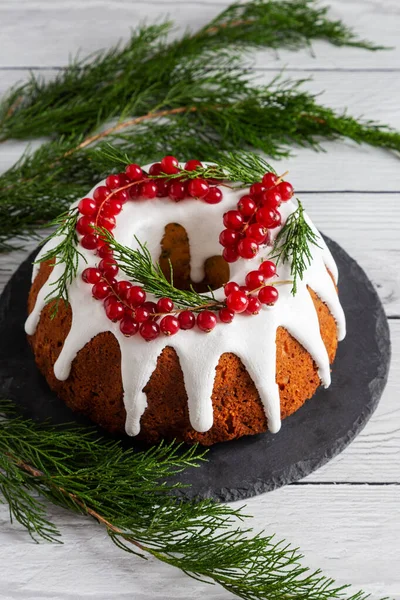 Draufsicht Fäustlinge Form Weihnachten Hausgemachte Lebkuchen Und Plätzchen Auf Holz — Stockfoto