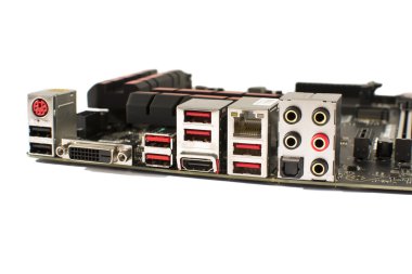 Bilgisayar anakart üzerinde giriş çıkış bağlantıları