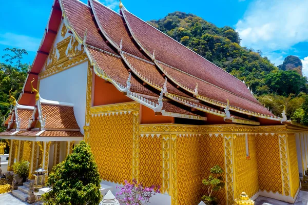 Phatthalung Thaïlande Avril 2019 Magnifique Temple Bouddhiste Phatthalung Thaïlande — Photo