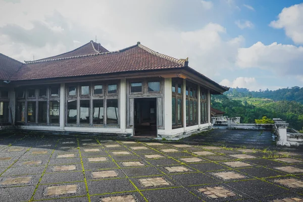 Hotel Abandonado Ilha Bali Indonésia — Fotografia de Stock