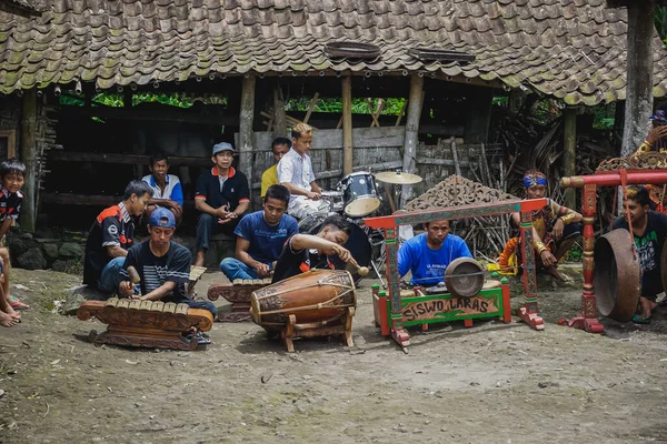 Yogyakarta Indonezja Grudnia 2018 Tradycyjni Indonezyjscy Muzycy — Zdjęcie stockowe