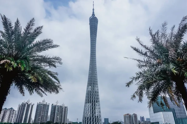 Чудова Кантонська Вежа Гуанчжоу — стокове фото
