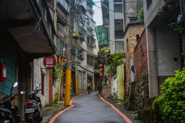 Taipei, Tayvan - 3 Haziran 2019: Şehir sokağı, mimari ve şehir hayatı