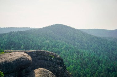 Krasnoyarsk Sütunları Doğa Koruma Alanı Rusya 'daki eşsiz yerlerden biridir.