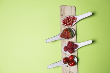 bodegon antioksidan meyveler