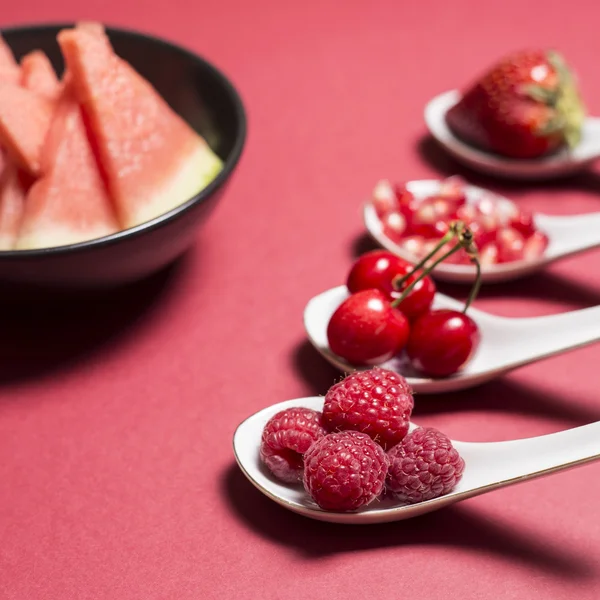 bodegon antioksidan meyveler