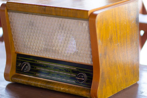 Antiguo Soviético Vintage Antigua Radio Retro Con Reproductor Discos Vinilo — Foto de Stock