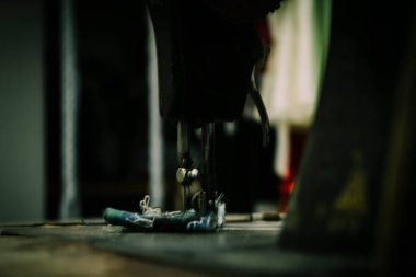 Eski Antika Alman Dikiş Makinesi