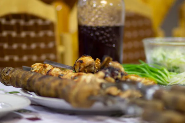 Aromatic Fried Chicken Shish Kebab Iron Skewers Festive Table — Stock Photo, Image