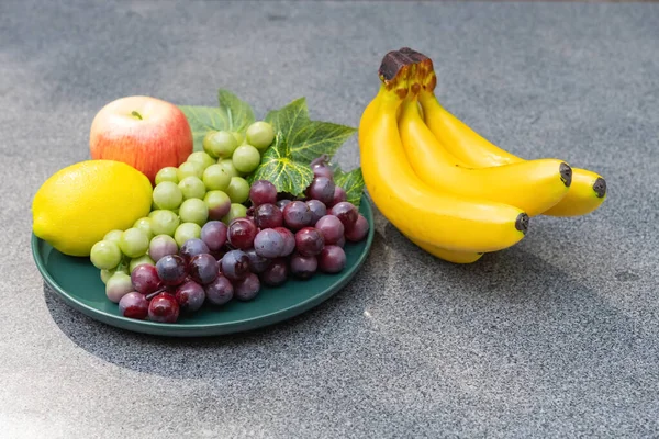 Vista Ângulo Frutas Artificiais Composição Horizontal Livre — Fotografia de Stock