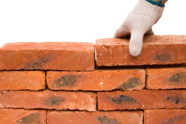 Kırpma yolu ile bir tuğla duvar yapım