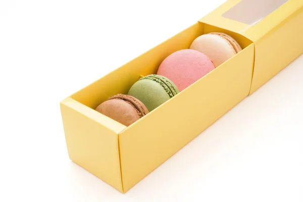 Colorful macaroons in box with clipping path — Stock Photo, Image