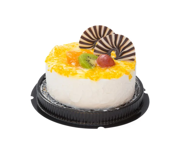 Yummy cake on white with grape orange kiwifruit and chocolate on top, clipping path included — Stock Photo, Image
