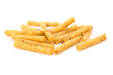 Tuzlu kraker beyaz bir arka plan üzerinde sopa