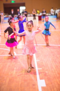 Genç dansçılar 18 Guangdong Dancespots Chamionship rekabet katılmadan