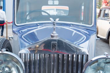 Zhongshan Çin-28 Kasım 2025: açık mavi Rolls Royce 20 / 25HP.