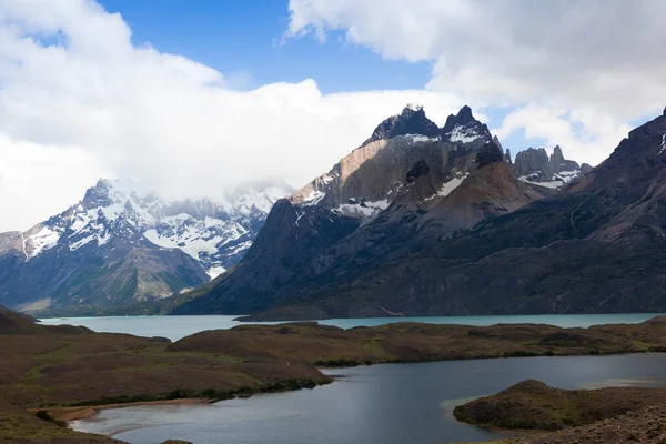 Los Cuernos Parc National Las Torres Chili — Photo