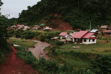 panoramik köy Khamu, Laos 'un kuzeyi